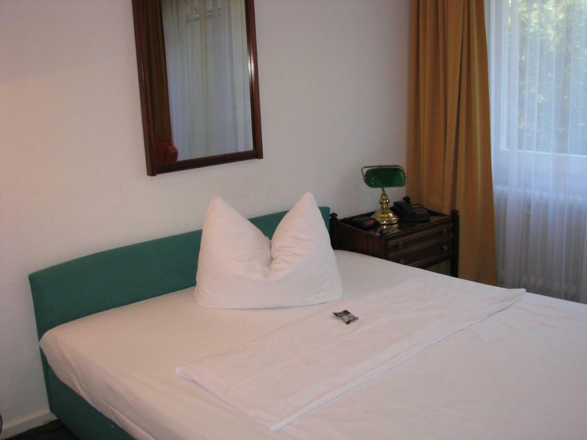 Hotel Haus Bismarck เบอร์ลิน ภายนอก รูปภาพ